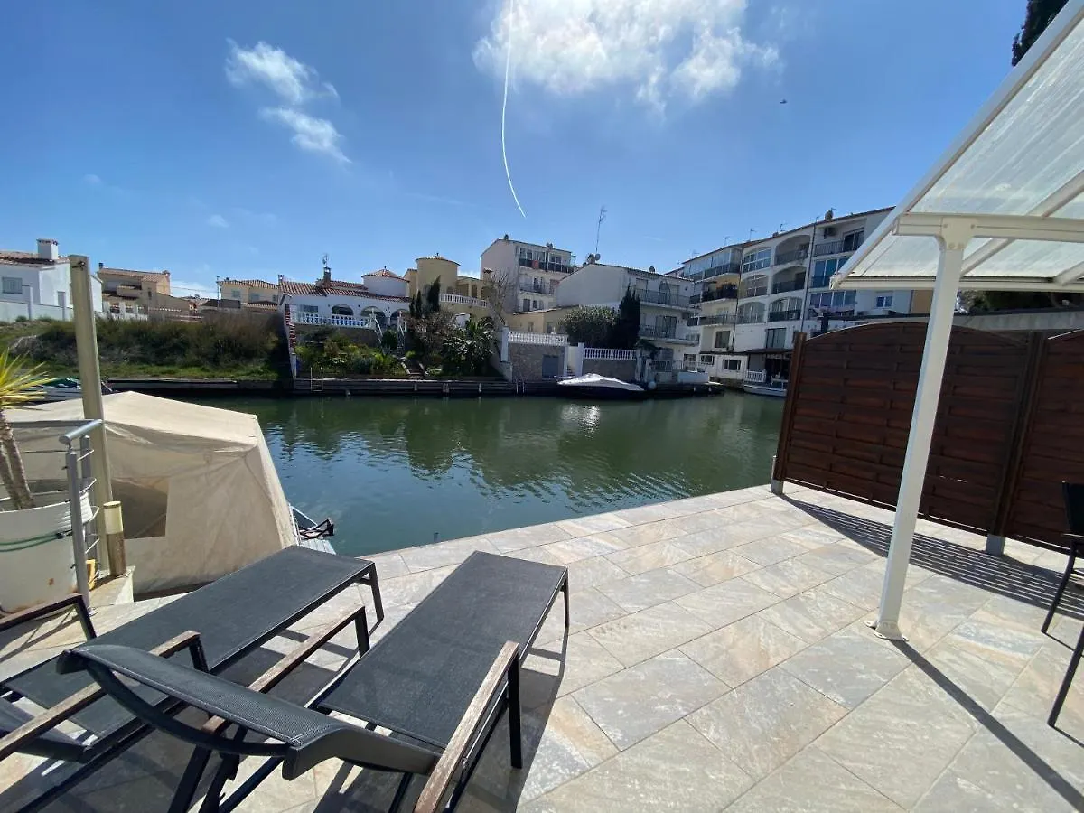 Lcdm - Casa Adosada Con Vista Canal Apartment Empuriabrava