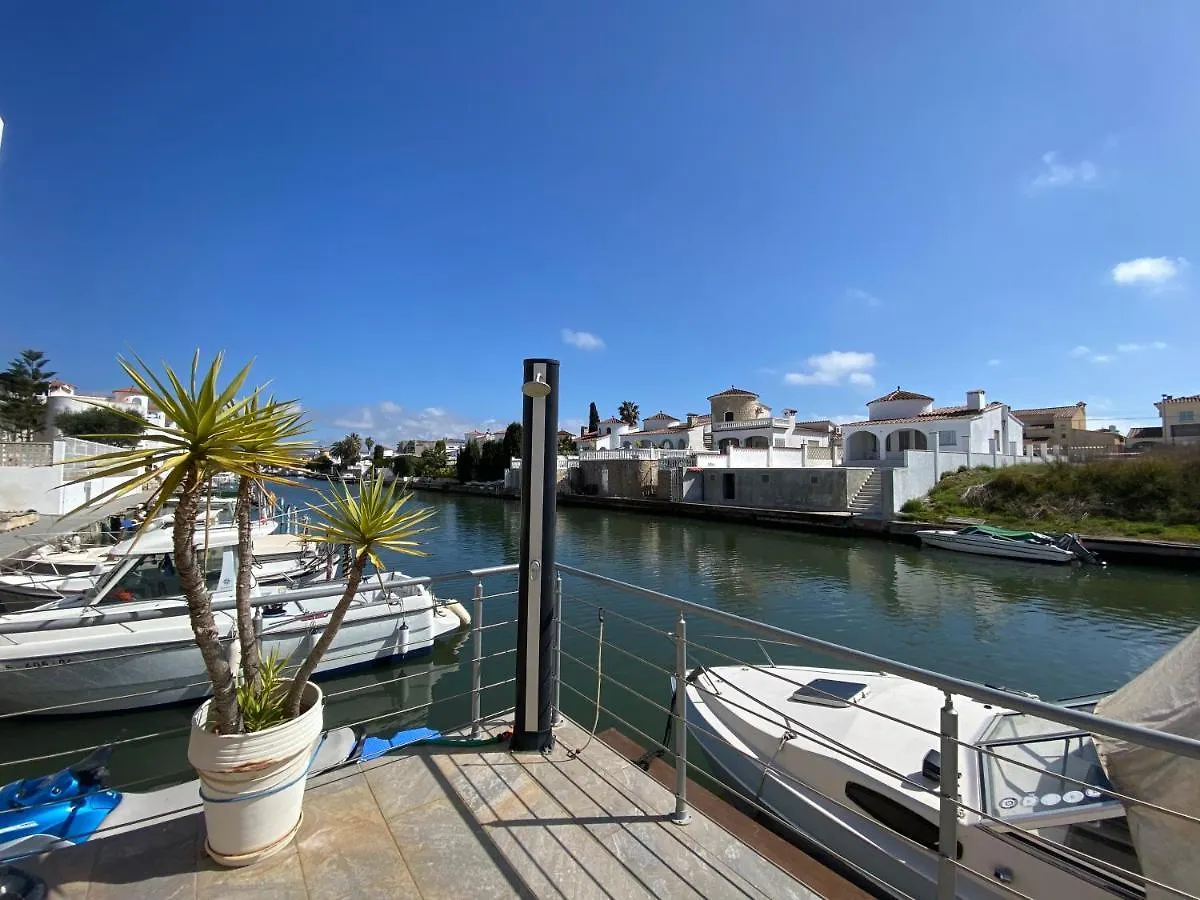 Lcdm - Casa Adosada Con Vista Canal Apartment Empuriabrava