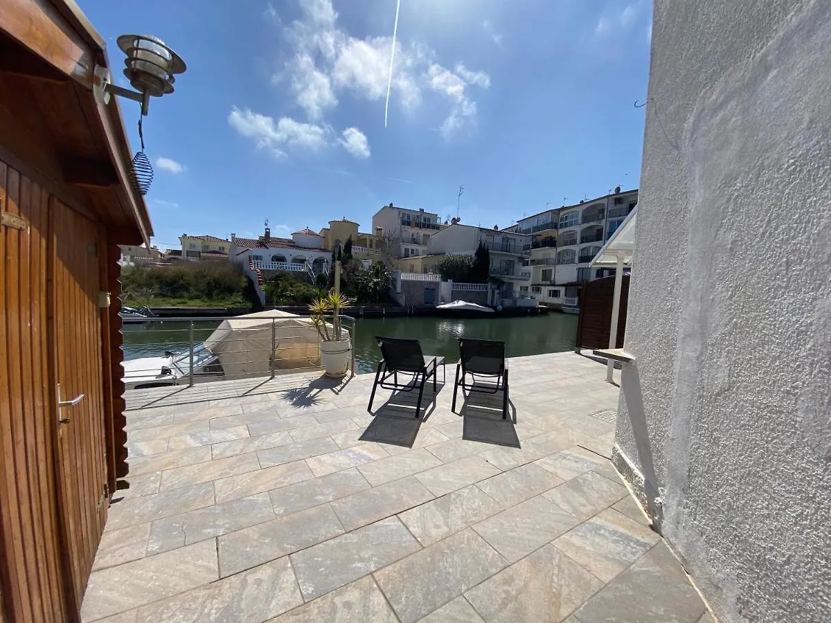 Lcdm - Casa Adosada Con Vista Canal Διαμέρισμα Empuriabrava