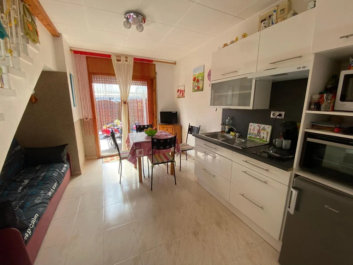 Lcdm - Casa Adosada Con Vista Canal Διαμέρισμα Empuriabrava