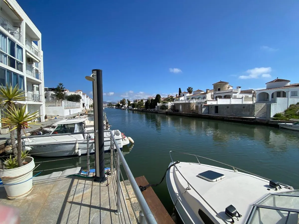 Lcdm - Casa Adosada Con Vista Canal Διαμέρισμα Empuriabrava