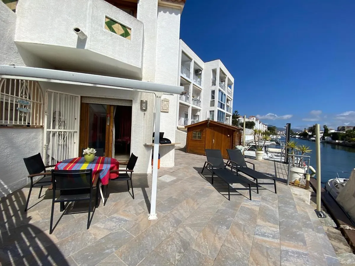 Lcdm - Casa Adosada Con Vista Canal Διαμέρισμα Empuriabrava 0*,