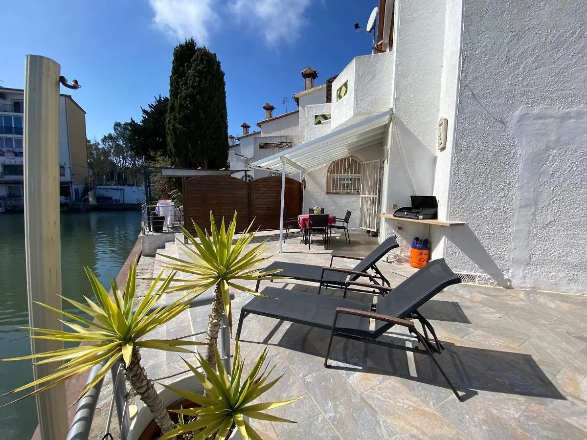 Lcdm - Casa Adosada Con Vista Canal Διαμέρισμα Empuriabrava