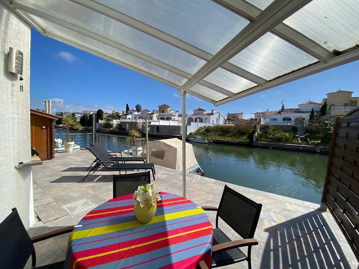 Lcdm - Casa Adosada Con Vista Canal Διαμέρισμα Empuriabrava